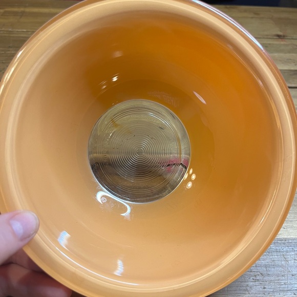 Vintage Pyrex  Peach Nesting Bowl 322, 1L, Salmon Pyrex Clear Bottom Mixing Bowl - Picture 2 of 6